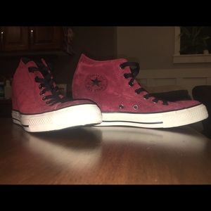 Chuck Taylor All Star Converse!